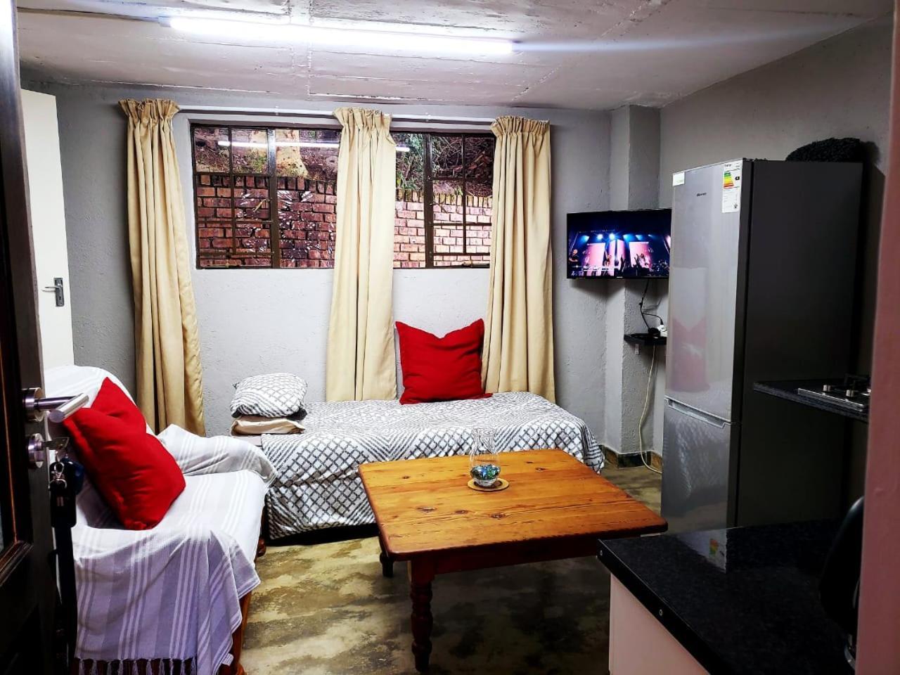 13 @ Rhinoroad Nelspruit Apartment Mbombela Luaran gambar